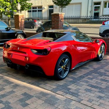 Ferrari 488 Spider